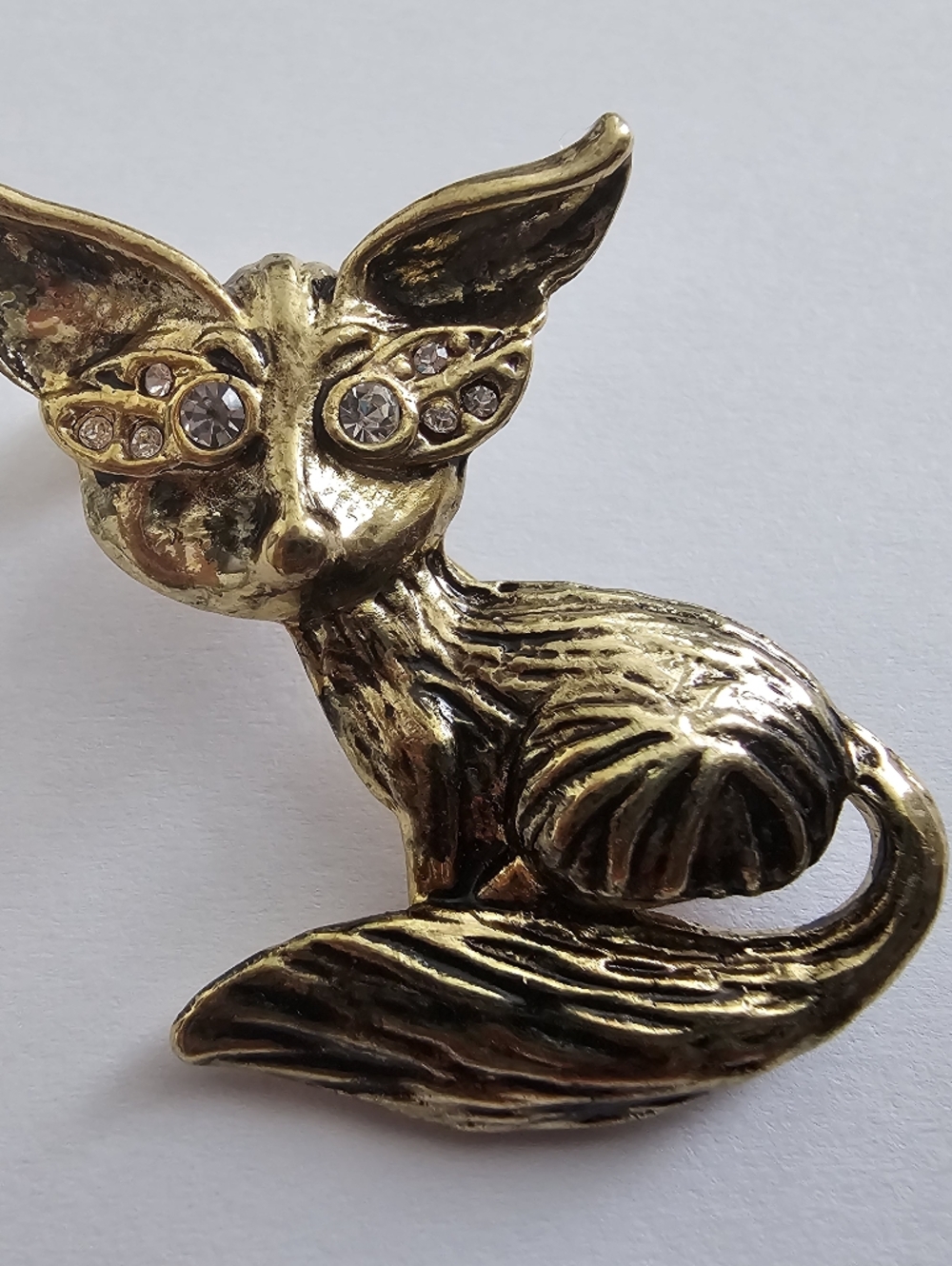 Vintage Fox Brooch Gold Tone Wit Dimante Eyes